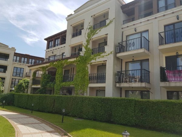 Relax Apartment GreenLife Beach Resort, Sozopol — снимка 3