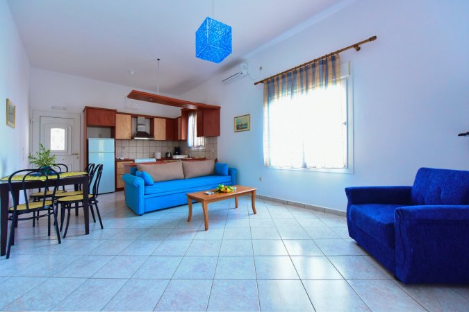 MOUZAKIS VILLAS (BLUE VILLA) — фотографија 6