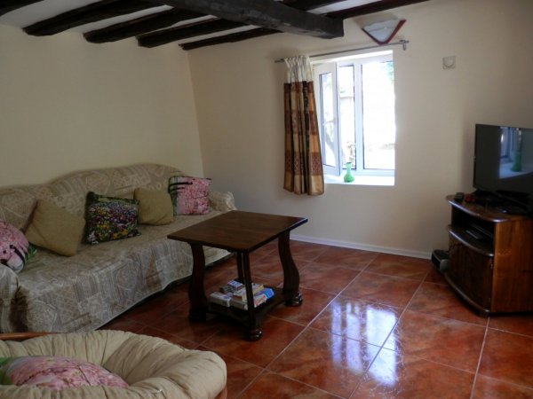 Detached Bulgarian House in the village of Marinka - 5 minutes from the Sea — снимка 4