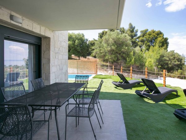 Euphoria Club Royal Villa 5, Pefkohori by Halkidiki Villas — снимка 3