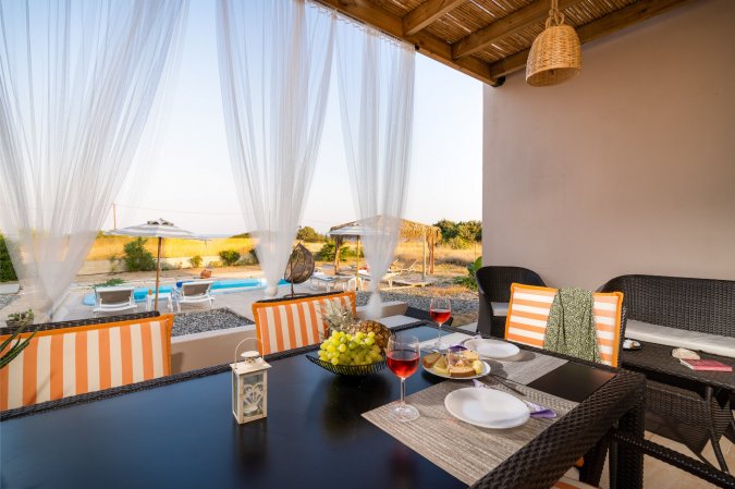 Gennadi Serenity House-beachfront villa with private pool — foto 6