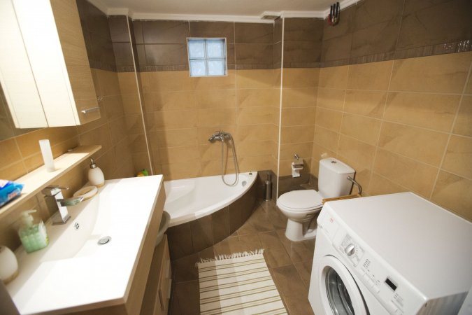 Elena apartment — снимка 5