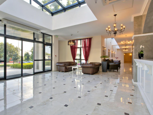 White Rock Castle Apartments - Pool & SPA — снимка 6