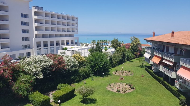 Luxury penthouse with sea view — foto 1