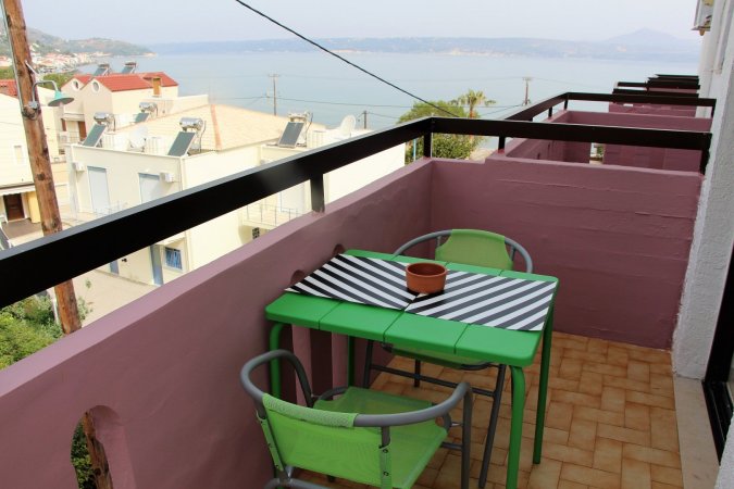 Apokoros Craft Deco Apartment near the sea in traditional Kalyves Crete Greece — снимка 4