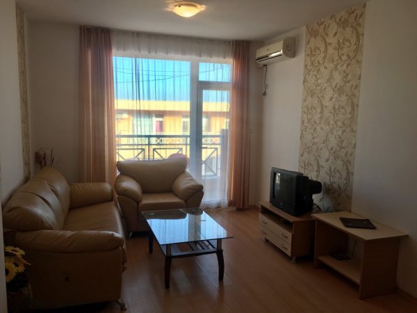 Apartment in Sunny day 6 — снимка 3