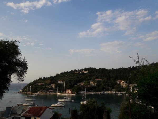 ΣΤΟΥΝΤΙΟ ΚΑΤΩ ΛΙΝΑ — снимка 2