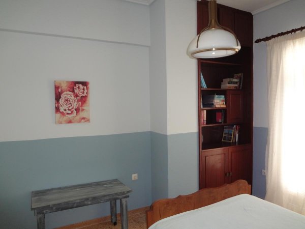 Near campus apartment — снимка 5
