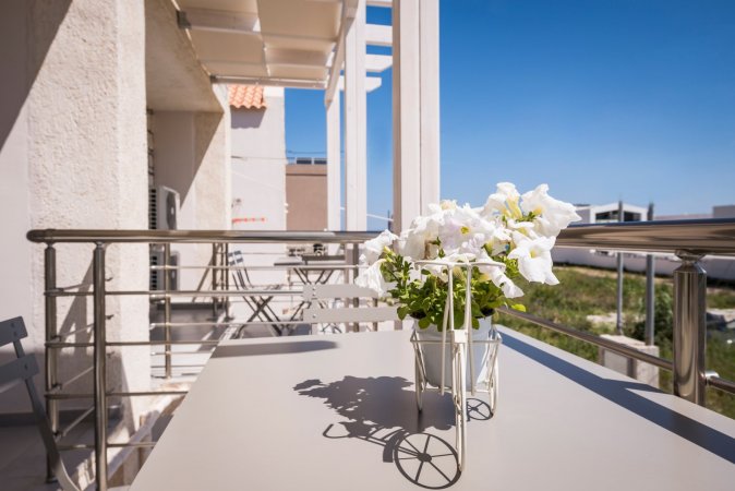 Athina apartments platanias — снимка 3