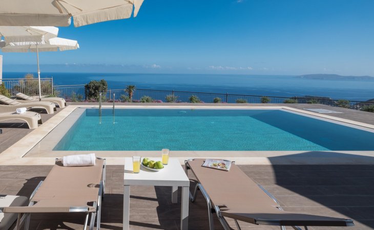 Villa Eolos with private pool — снимка 2