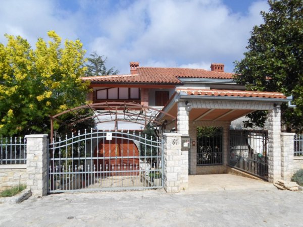 Dream vacations in apartment A1 villa MaVeRo 150 m fare from the beach — фотографија 1