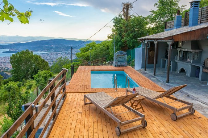 Anna's Poolside Villa — снимка 3
