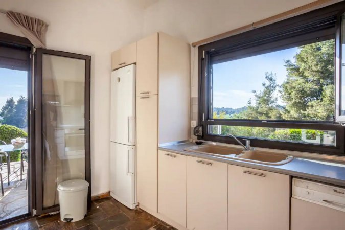 CAMELIA Elegant Cottage (КАМЕЛИЯ Елегантна вила) — снимка 3
