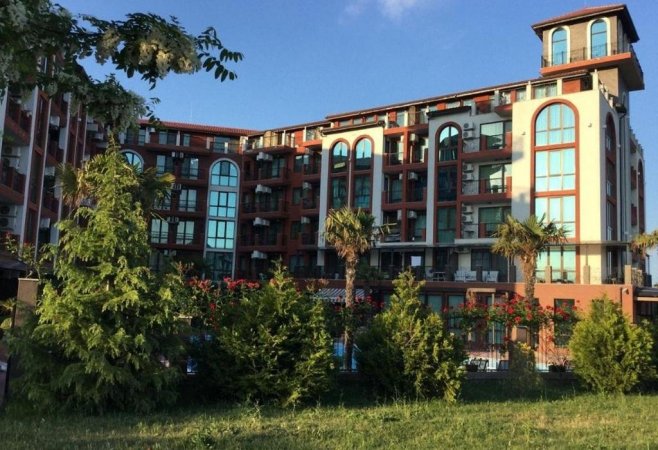 Private Apartment in Chateau Del Marina — снимка 1