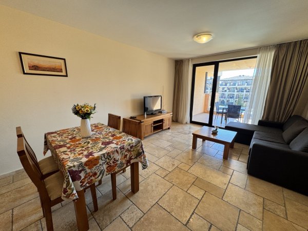 1 Bedroom Apartment w/ Pool View | Kaliakria — снимка 6