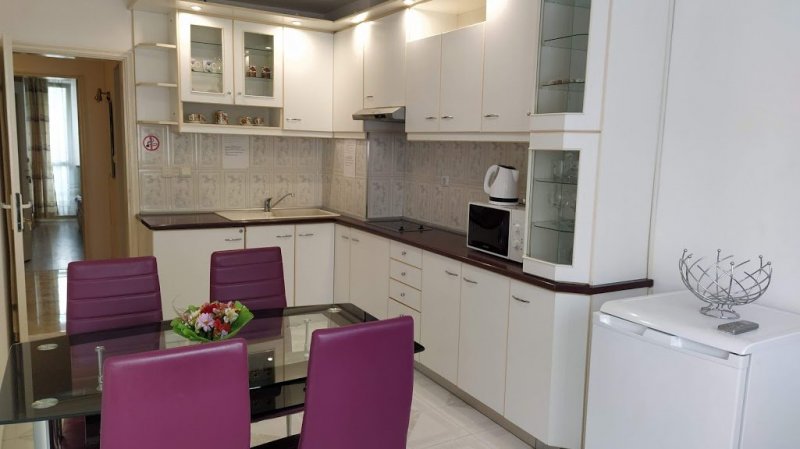 Apartment near Cherno More Hotel - Top center of Varna — фотографија 1
