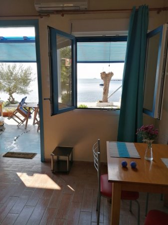 "EOTHINOS" SEA FRONT STUDIO — снимка 2