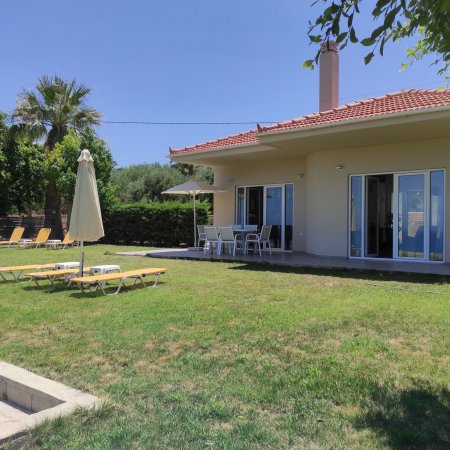 Villa Sea Breeze, sea view, near beach and Rethymno city center — снимка 6