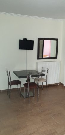 NATASA APARTMENTS — фотографија 3