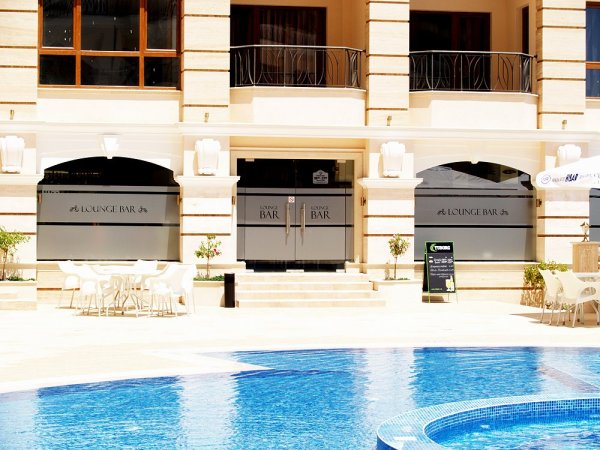 Cabacum Beach Residence Beachfront Escape w/ Pool — снимка 5
