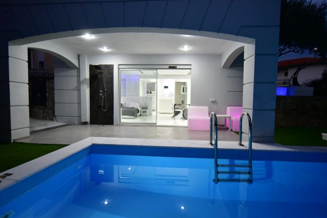 ALPHA DELTA pool suite — снимка 3