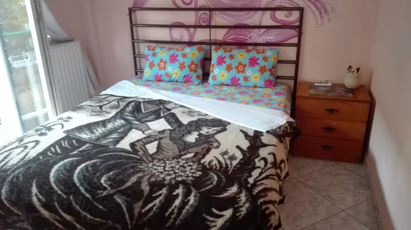 Apartment with a huge Balcony and 10 min away from Metro! — снимка 6