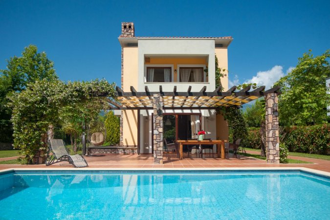 Olympus Villas — фотографија 1