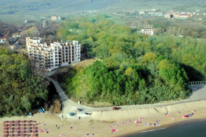 Two bedroom apartment with big terrace with sea view