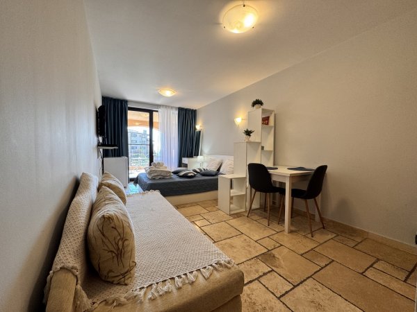 Sunny Studio w/ Pool View | Kaliakria — снимка 6