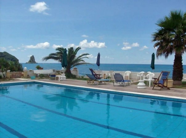 LUXURY APARTMENT 100MT  FROM BEACH — снимка 5
