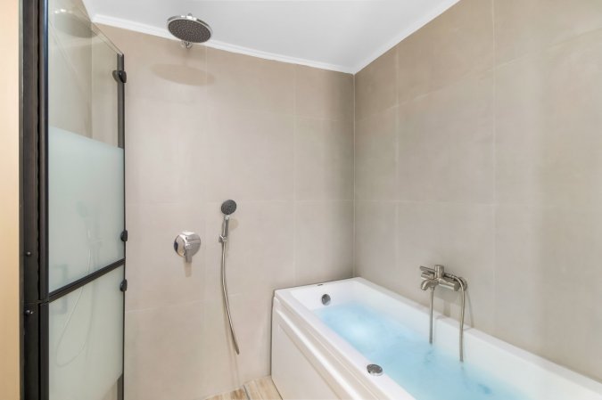 MANÈAS EXCLUSIVE VILLA — снимка 2