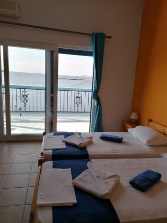 "EFTOPIA" SEA FRONT APARTMENT — снимка 4