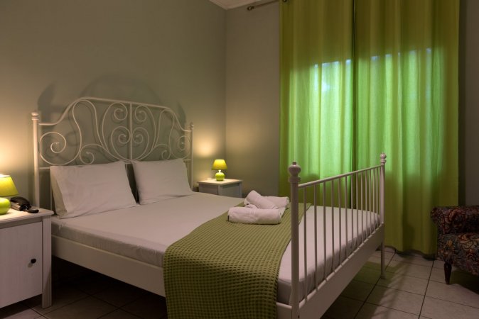 Electra Apartments & Studios — снимка 3