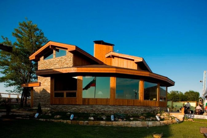 Villa "By the Lake" — фотографија 3