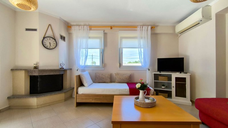 Michaela's apartment in Fanari — снимка 4