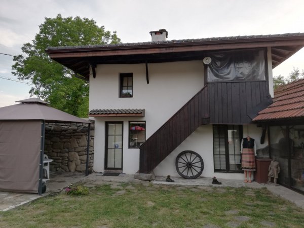 бутикова къща Мери — снимка 1