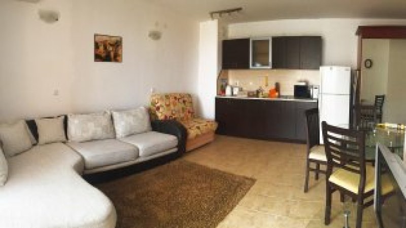 Apartment with 2 bedrooms in Sveti Vlas — фотографија 1