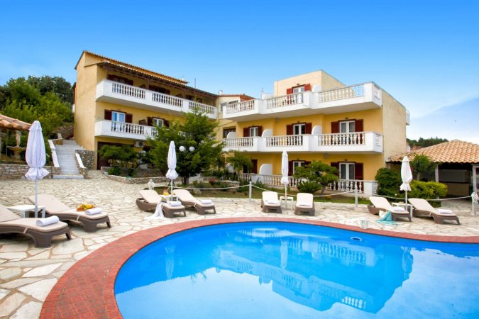 Skiathos Blue Horizon Studios 3 — foto 1