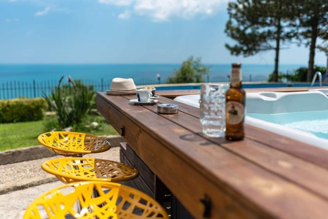 Lovely villa with а privat pool and jacuzzi , amazing sea view Black Sea,Albena,Bulgaria — фотографија 5