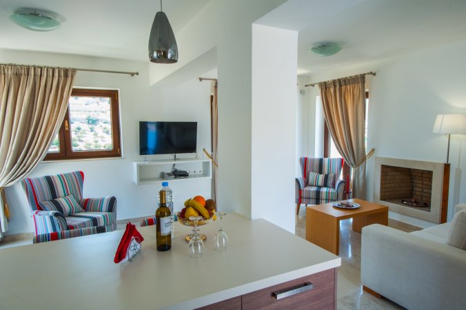Maris Luxury Villa