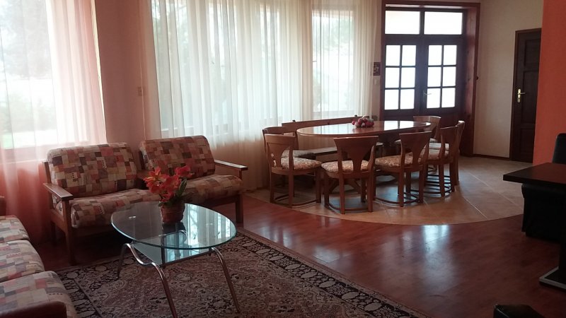 Vacation home Sunny day — фотографија 6