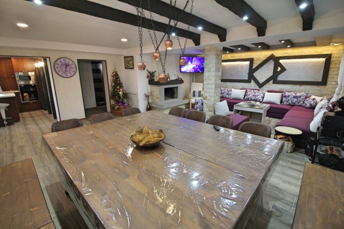 Къща за гости Ice Jewel Chalet — снимка 3