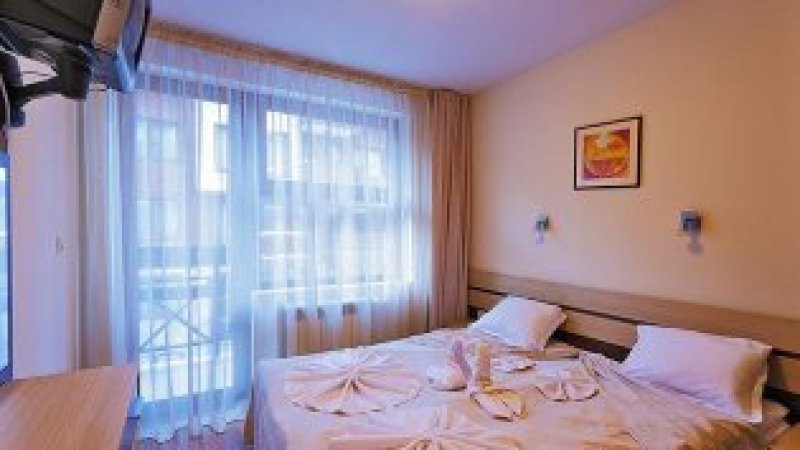 One bedroom apartment in Belmont — фотографија 1