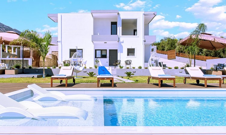 Stavento Luxury Suite Private Pool — снимка 3