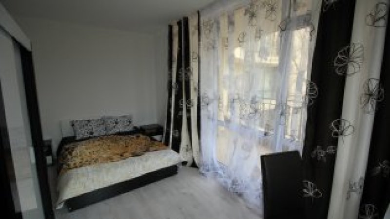 Апартамент в комплекс Сапфир — снимка 1