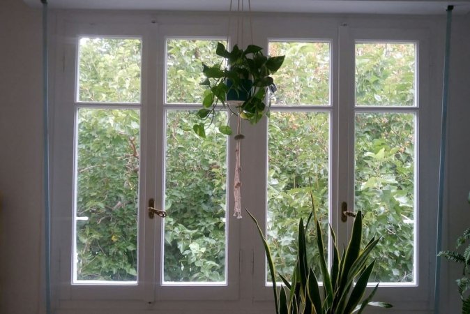 Cozy space in a cozy apartment — снимка 3