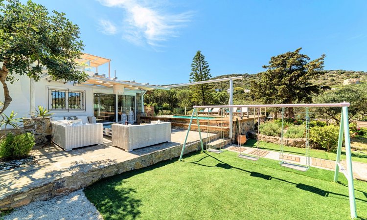 Cretan Lodge Heated Pool — снимка 6