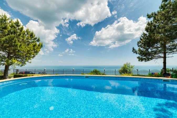 Lovely villa with а privat pool and jacuzzi , amazing sea view Black Sea,Albena,Bulgaria — фотографија 6
