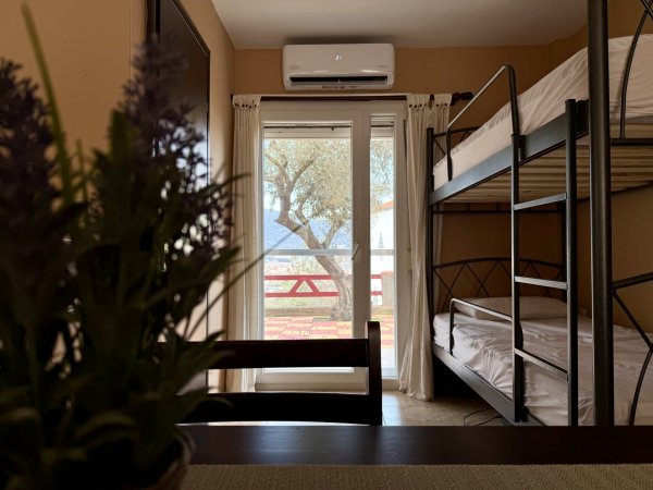 Hilltop Hideaway — снимка 6