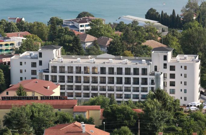 White Rock Castle Apartments - Pool & SPA — снимка 5